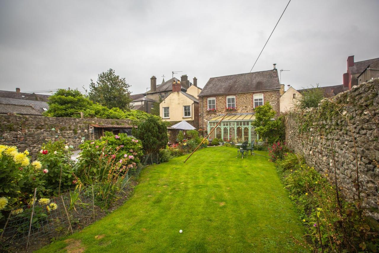 The Drovers Bed And Breakfast Llandovery Exterior photo